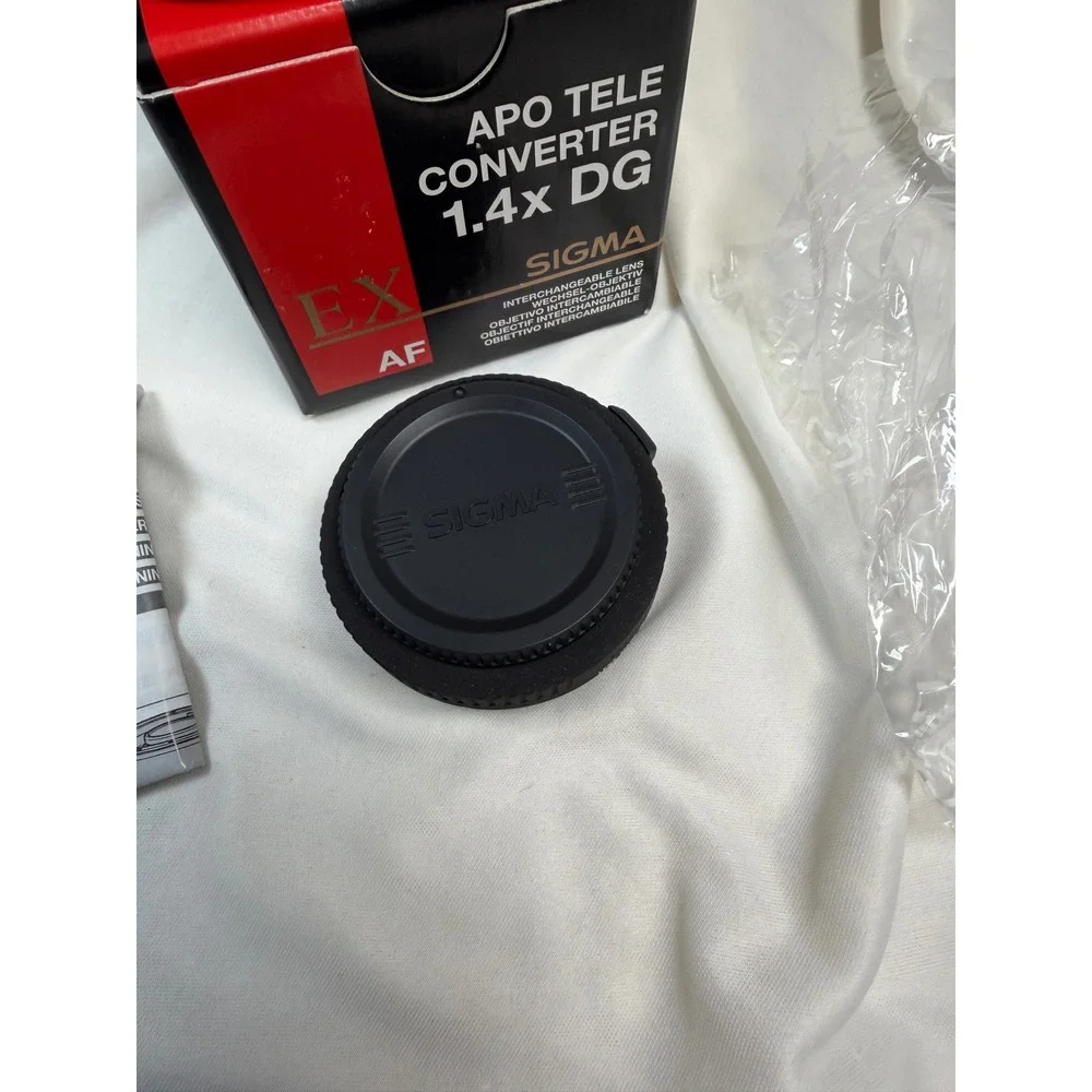 New Sigma APO Tele Converter 1.4x DG EX AF for Nikon AF-D with Case and Box